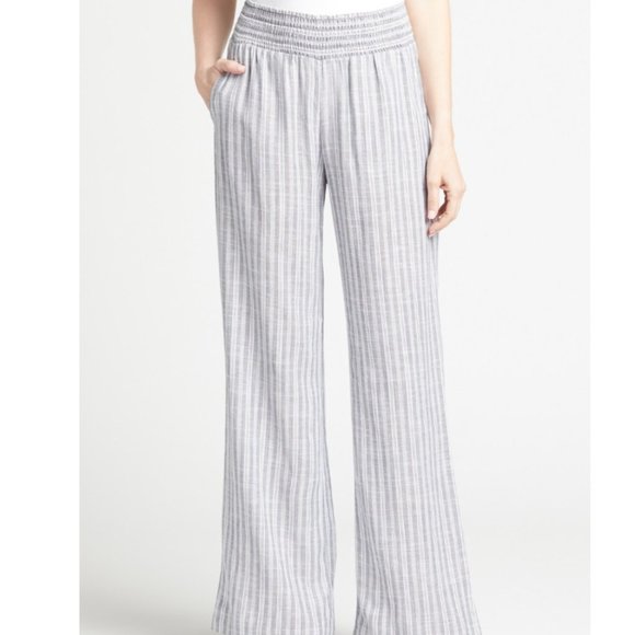 Evereve Pants - Evereve Larissa Wide Leg Pant